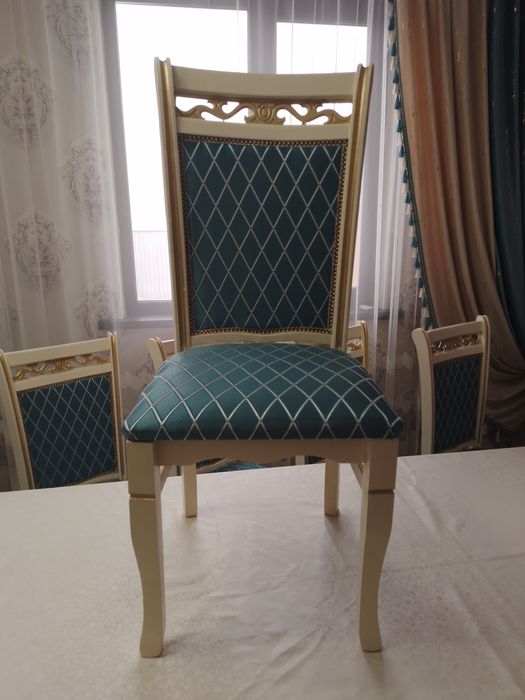 Стол стуля сатылады