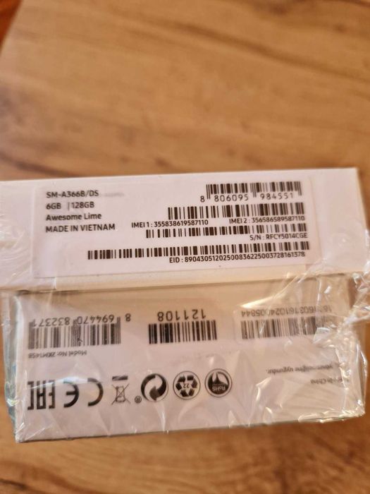 Samsung A36 5g 6GB + безжични слушалки