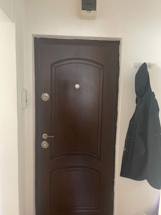 Vand garsoniera zona M-uri