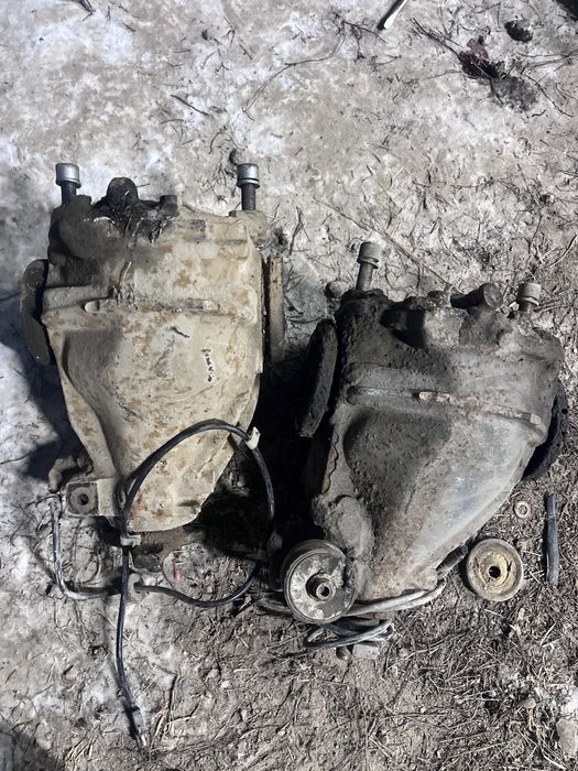 Мерседес 124 запчасть