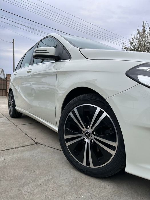 Vând Mercedes B Class 2018