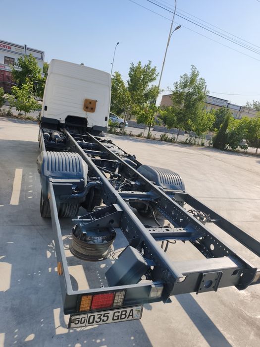 Mercedes atego 2008 yil