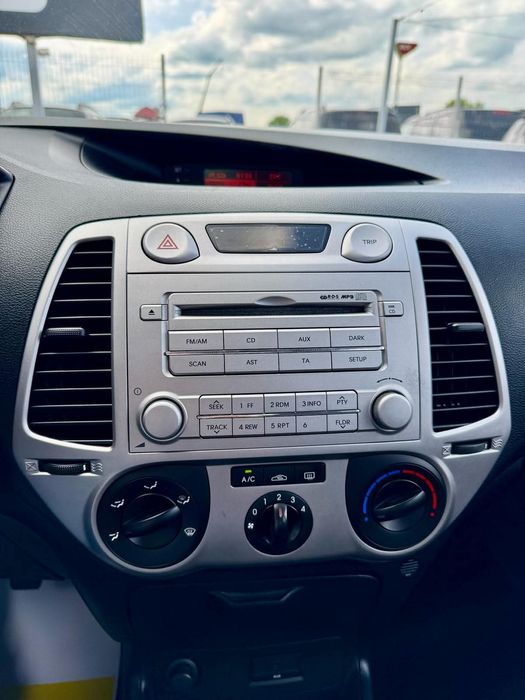 Hyundai i20, 1.2 benzina
