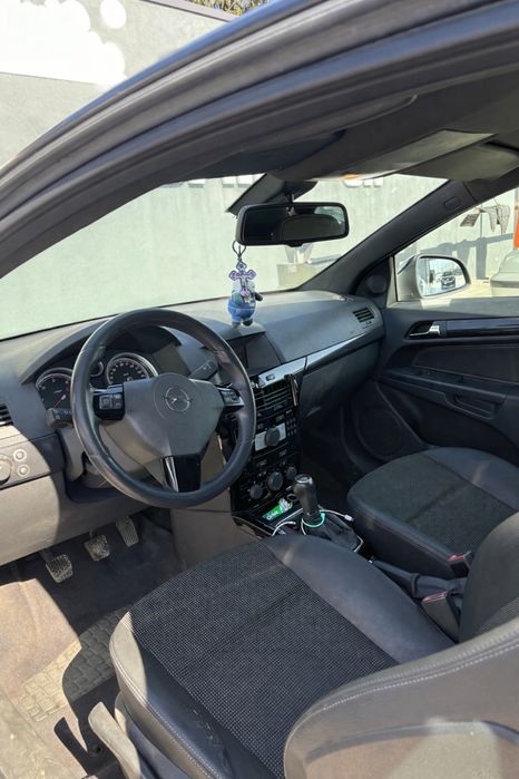 OPEL Astra 2010 — imagine 4