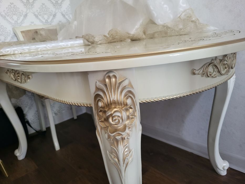 Стол "Роза белла "