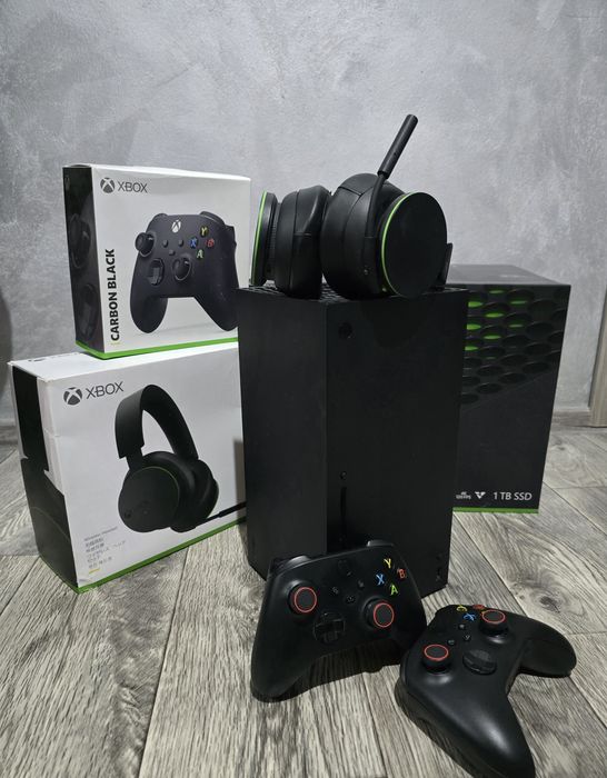 Xbox Series Х 1ТВ черный