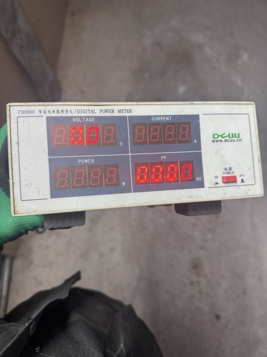 Цифровой вольтметр