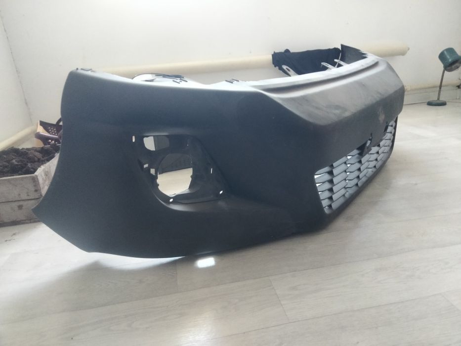 Бампер тайота хайлюкс