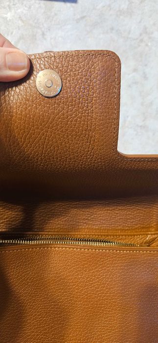 Дамска чанта от естествена кожа в кафяв цвят