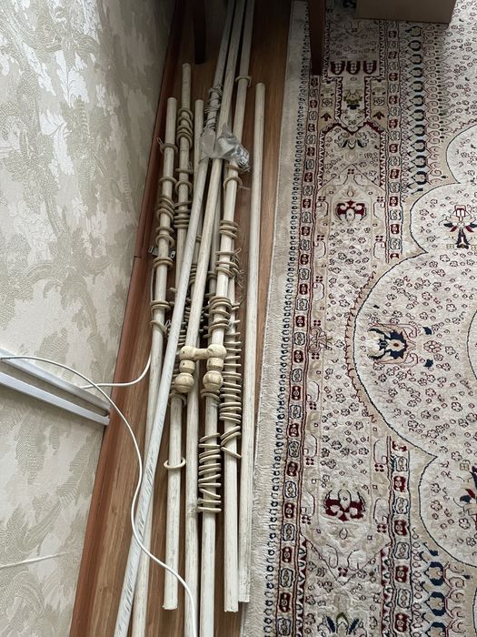 Продам карнизы деревянные