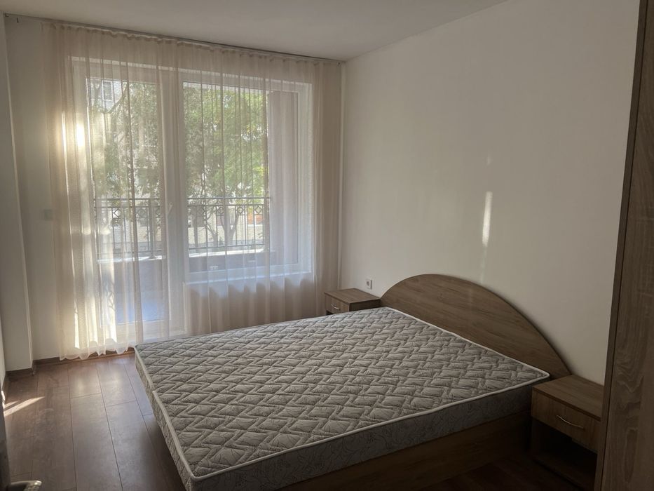 Дава се под наем Двустаен апартамент в Пловдив, Южен - 65 кв.м за 382.5 € - Снимка #2