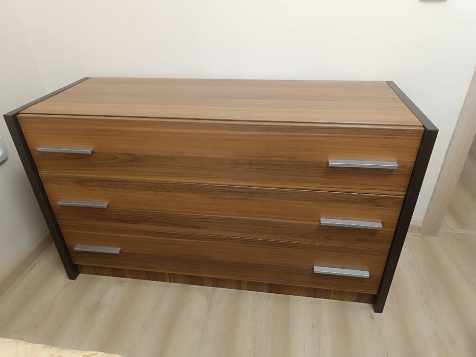 Стефани комод. Россия