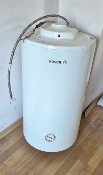 Продавам бойлер Bosch TR1000T 80 B