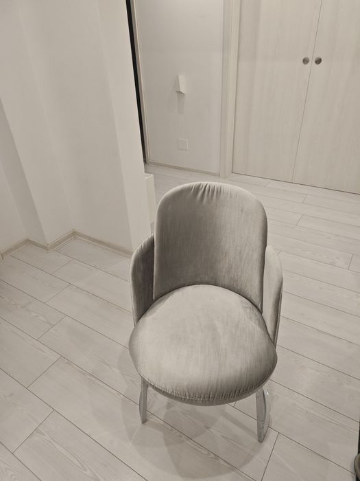 Set 4 scaune dining