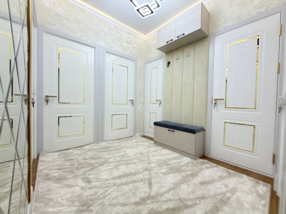 Продается квартира Чиланзар 9 4 комнатная люкс