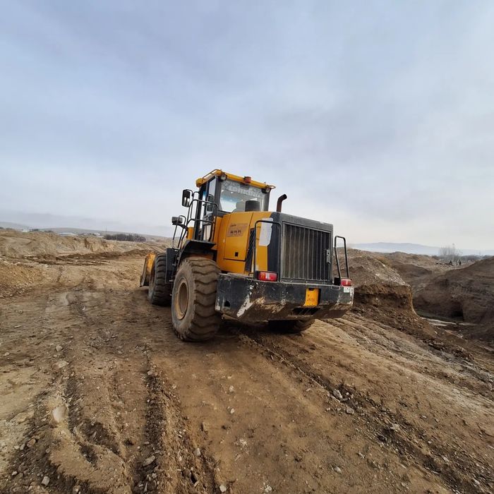 Sotiladi pogruzchik longking