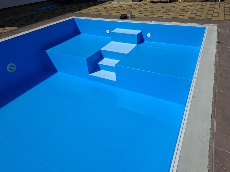 Montaj Liner PVC,Reparatii Piscine,