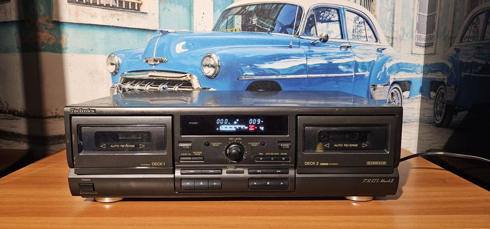 Muzica la casetofon dublu deck Technics RS TR 373 M2