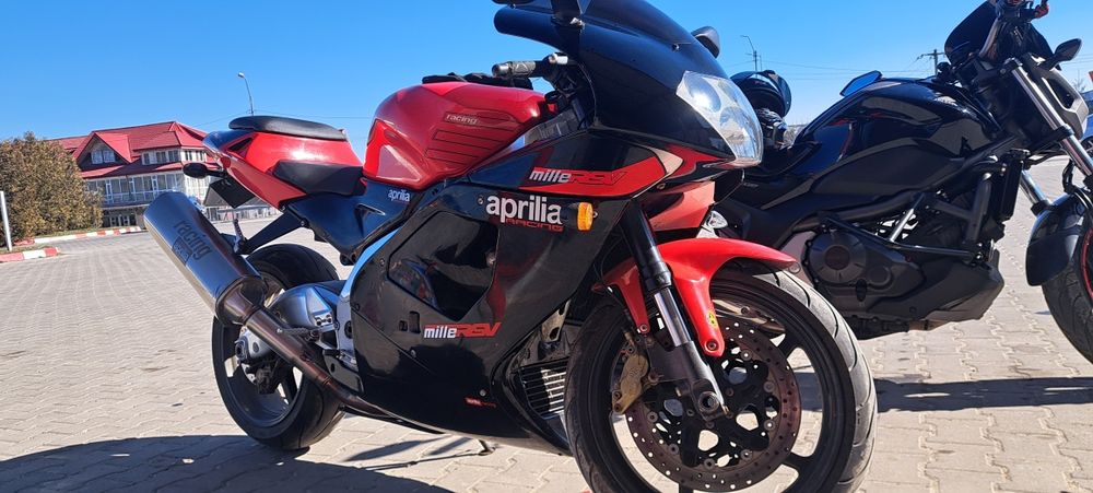 Aprilia RSV  Mille 1000