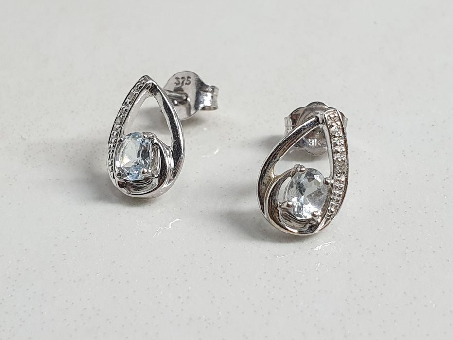 Set din aur alb 9K cu acvamarin și diamante – 1,95 g