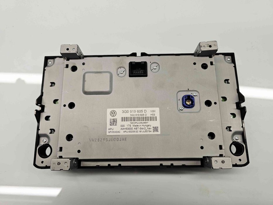 Radio CD cu navigatie Volkswagen Passat B8 (3G2) [Fabr 2015-prezent]