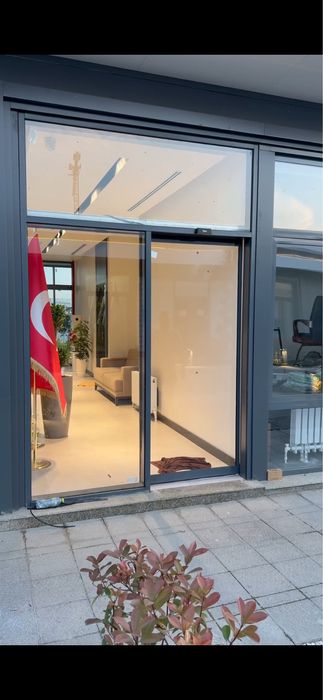 Установка и ремонт дверей с датчиками движения