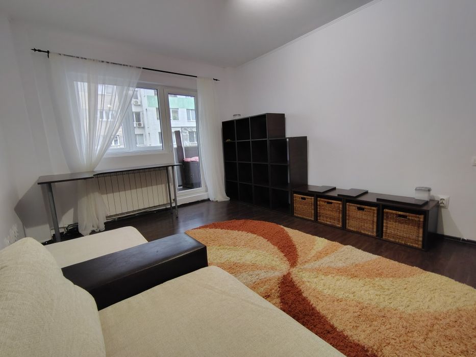 Proprietar închiriez ap. 2 camere Tineretului,Visana