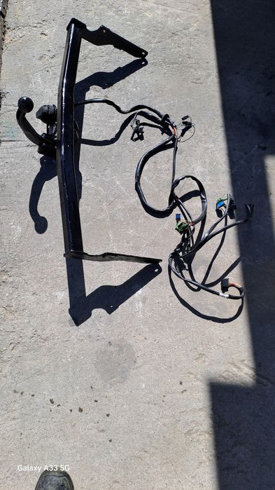 Продавам оригинален теглич  за Peugeot 206/Пежо 206