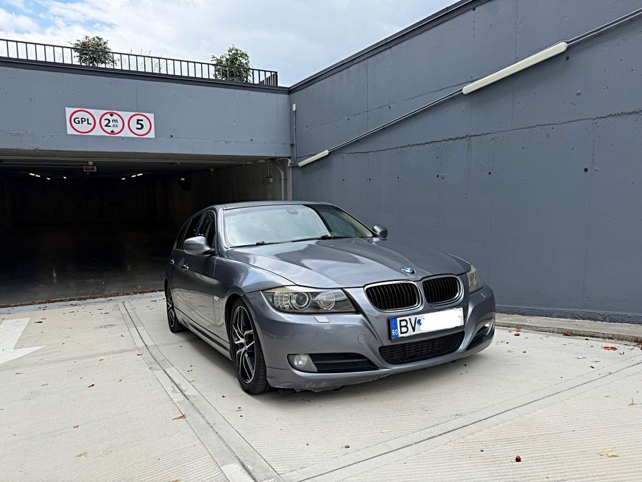 Vand/Schimb cu auto mai ieftin ! BMW 320d E91 Facelift 2.0 d Automat 2009 euro 5