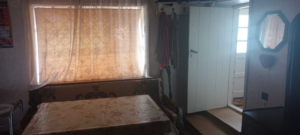 Къща с голям двор в Смин