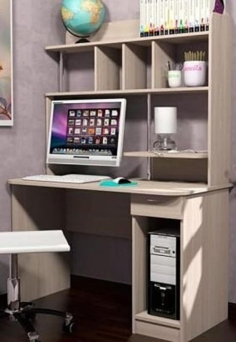 Шкаф,стол и тренажёр