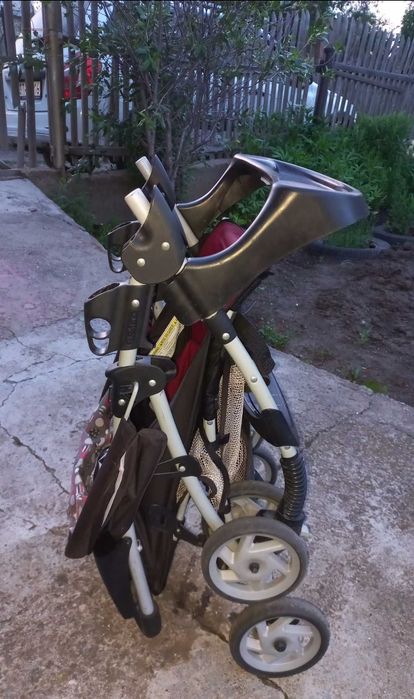 Коляска детская прогулочная