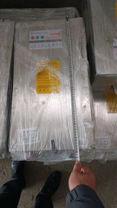 Akkamulyator sotamiz muraveyga va golf mashinaga 120ah72v