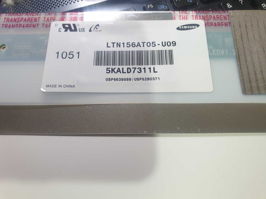 Продам матрицу 15.6 . 40 пин .