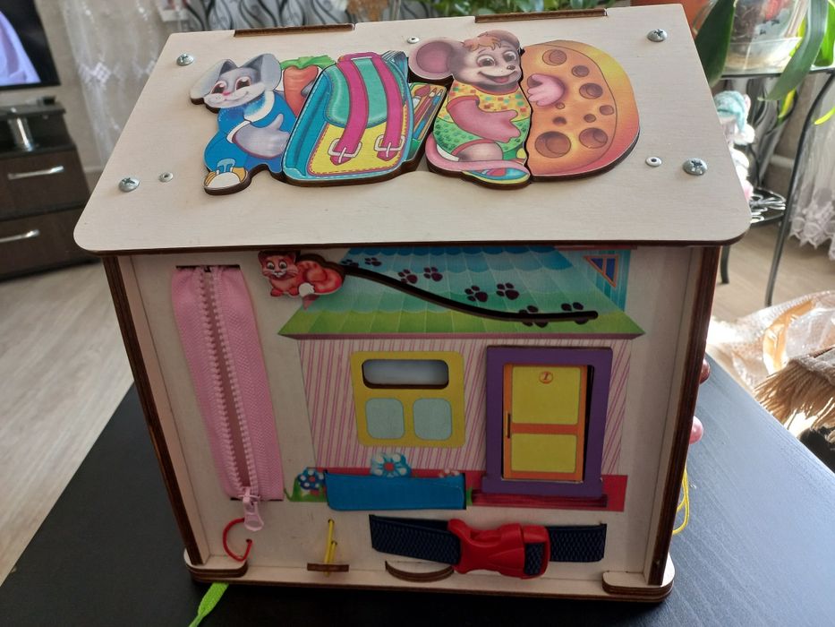 Продам недорого деревянный домик