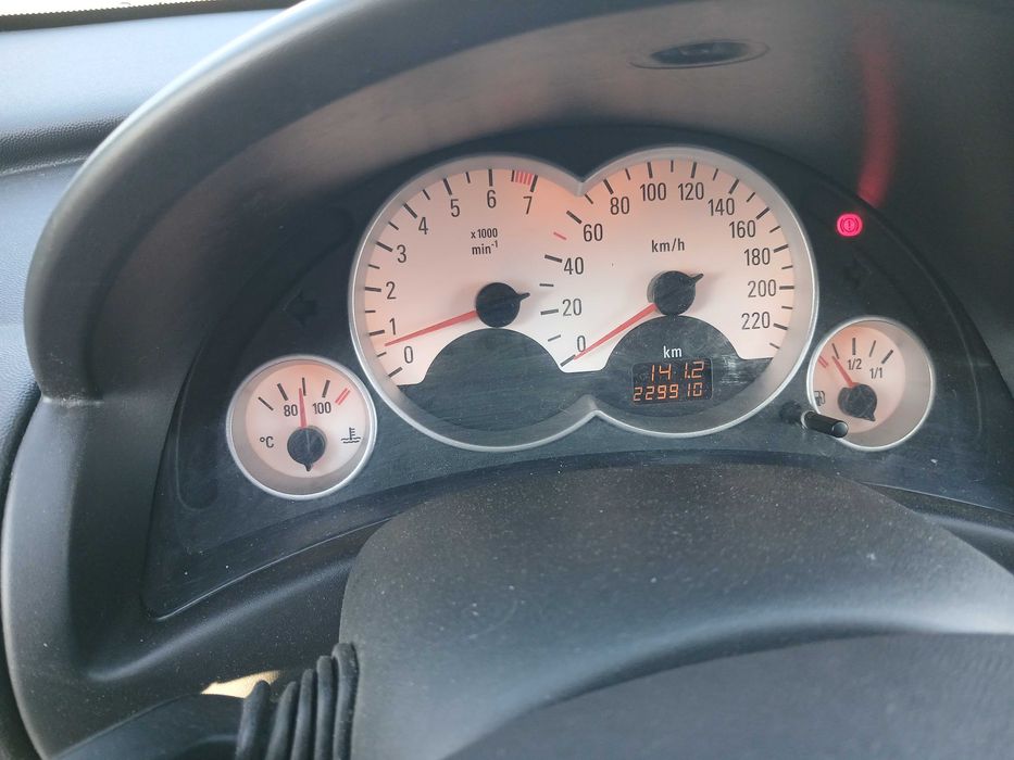 Vând Opel Corsa C