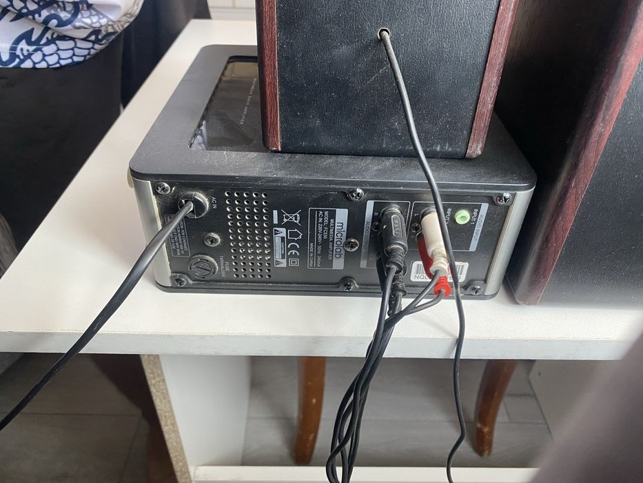 Акстическая колонка microlab FC530
