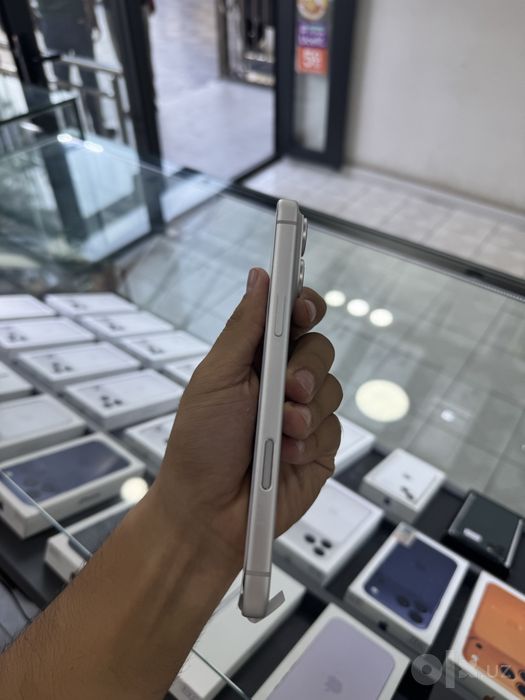 Iphone 17 pro max с гарантией