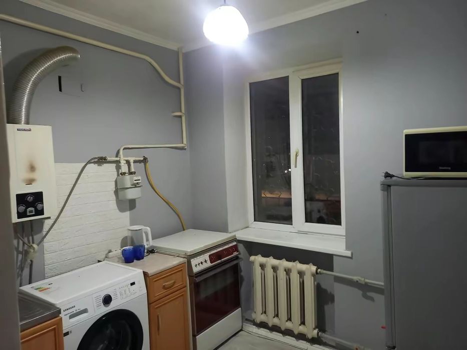 2 ком квартира в центре каспий ред