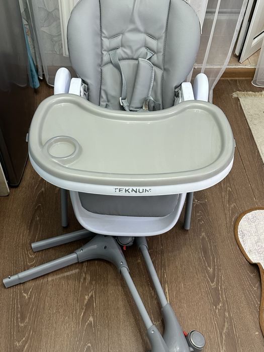 Продам детский стул для кормление