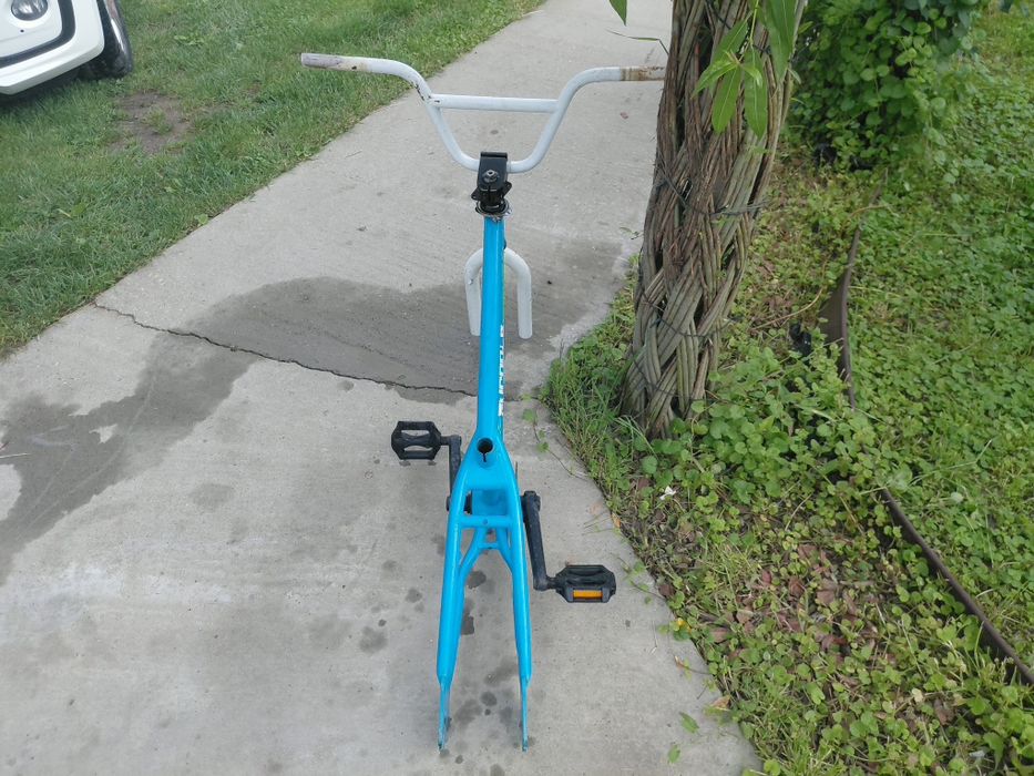 Cadru BMX+ghidon+furca+pedale