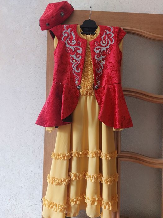 Қазақ ұлттық костюмі