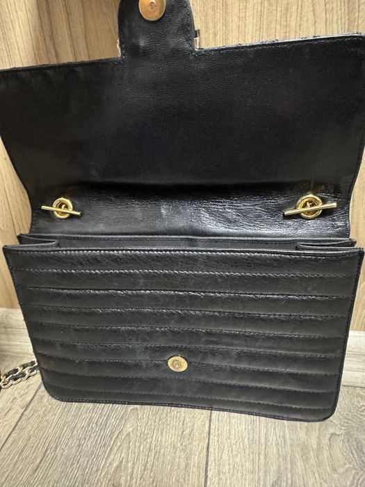 Отлична Carlo Colucci!!!