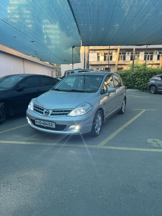 Nissan Tiida 2008 ИДЕАЛ