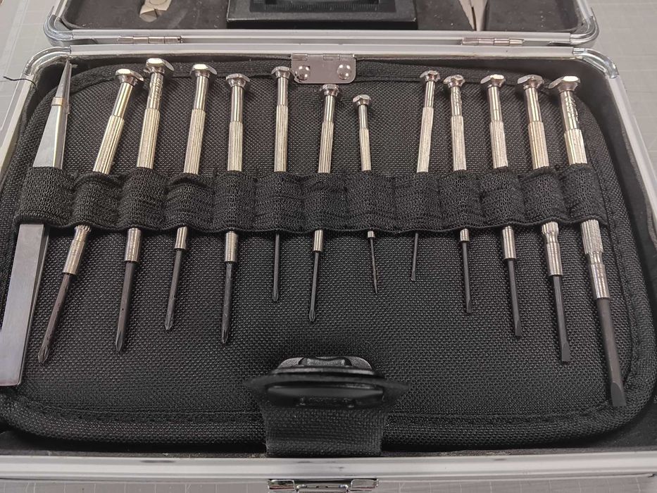 комплект инструменти за прецизна работа, ремонт на очила ADW-Германия