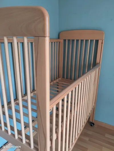 Next to me  кошара Haba