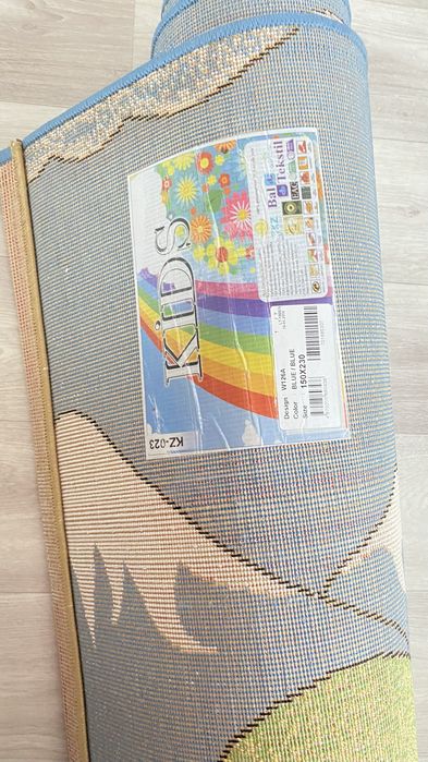 Продаётся ковёр 1,5x 2,3, почти новое