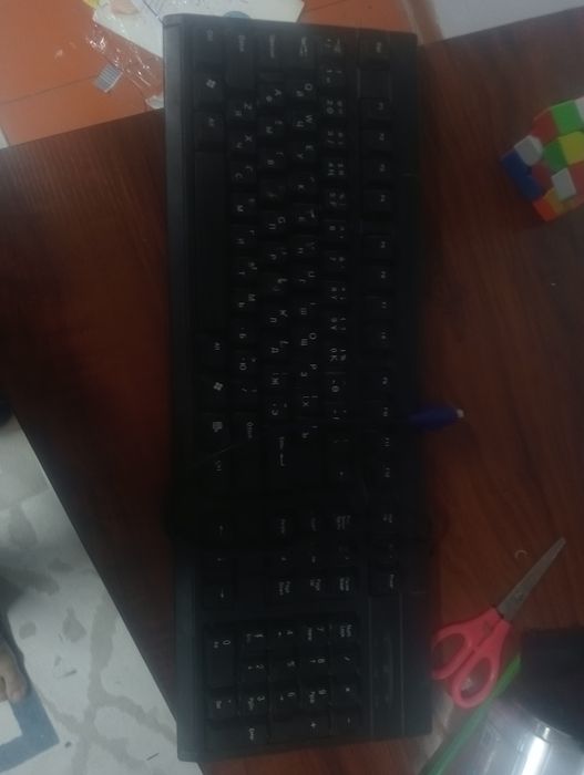 Чёрный клавиатура
