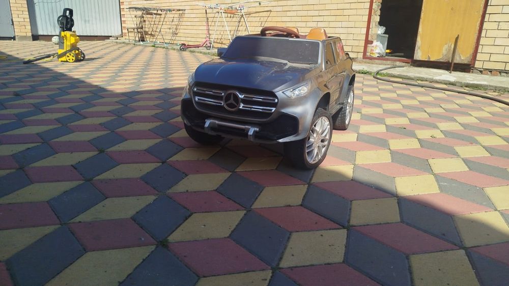 Автомобиль детский