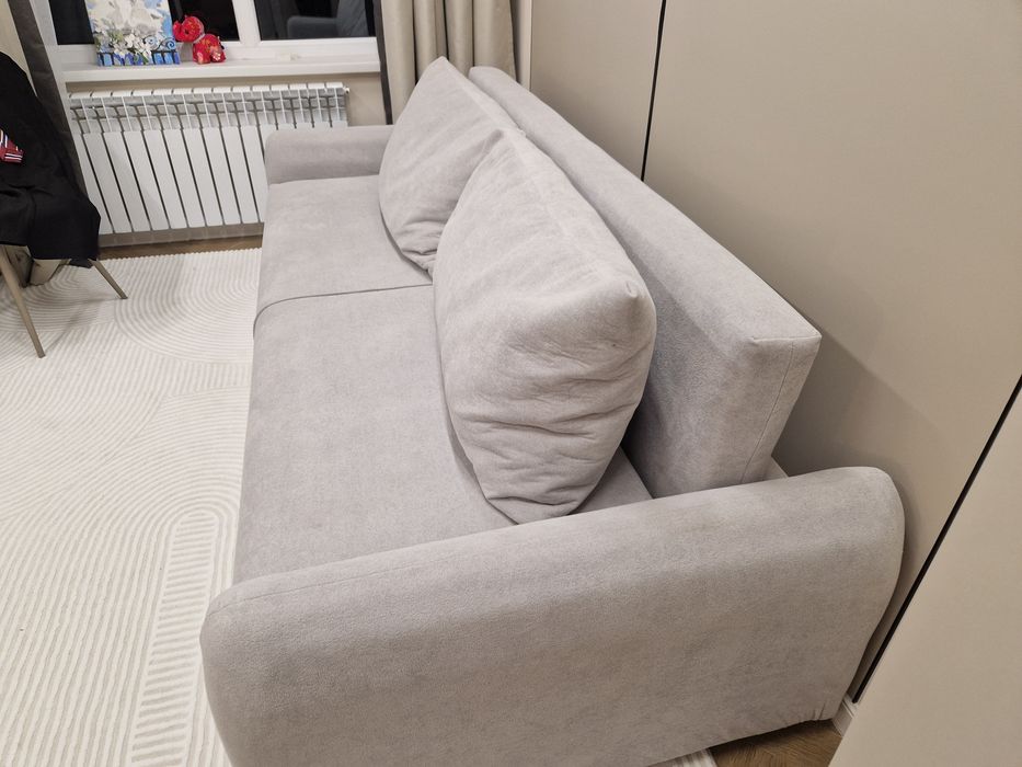 Продам диван состояние нового